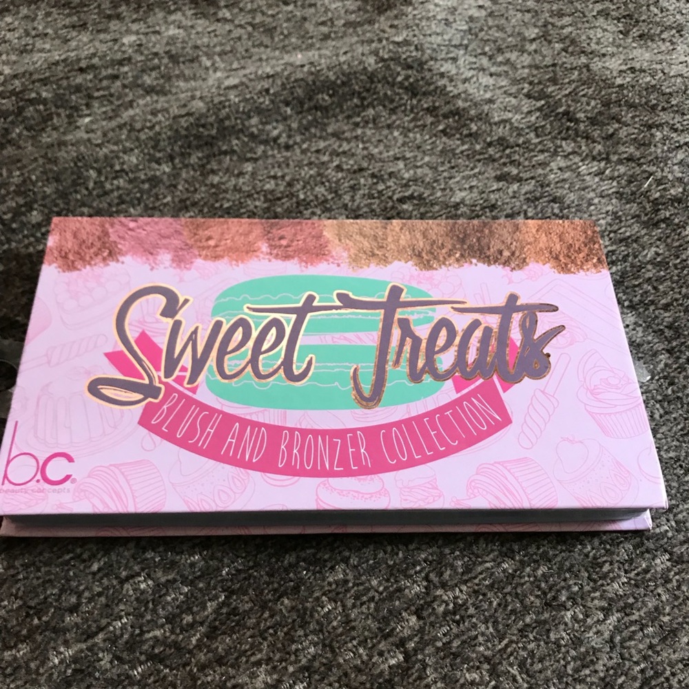 Makeup sweet treats